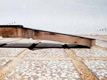 70_roughly_sawed_neck